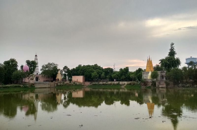 Shree Shyam Bihari Mandir Images - Sainwa